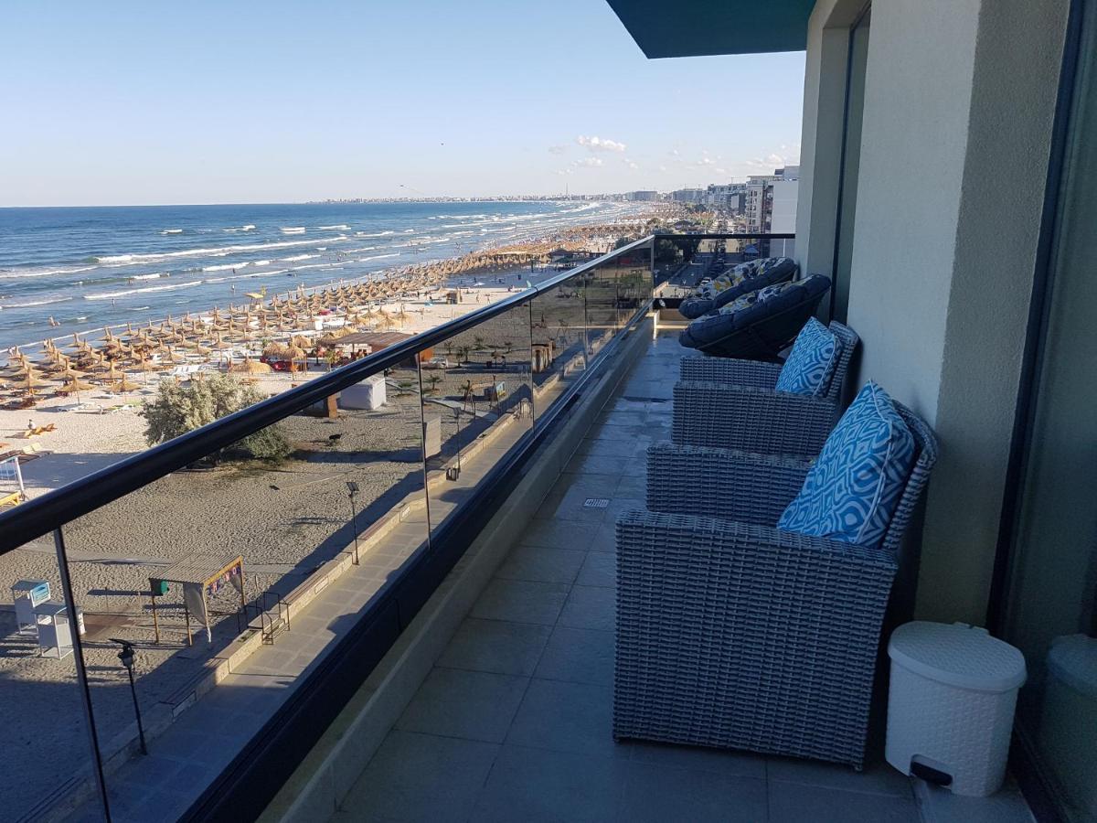 Panoramis Promenada-Cezar Apartment Navodari Bagian luar foto