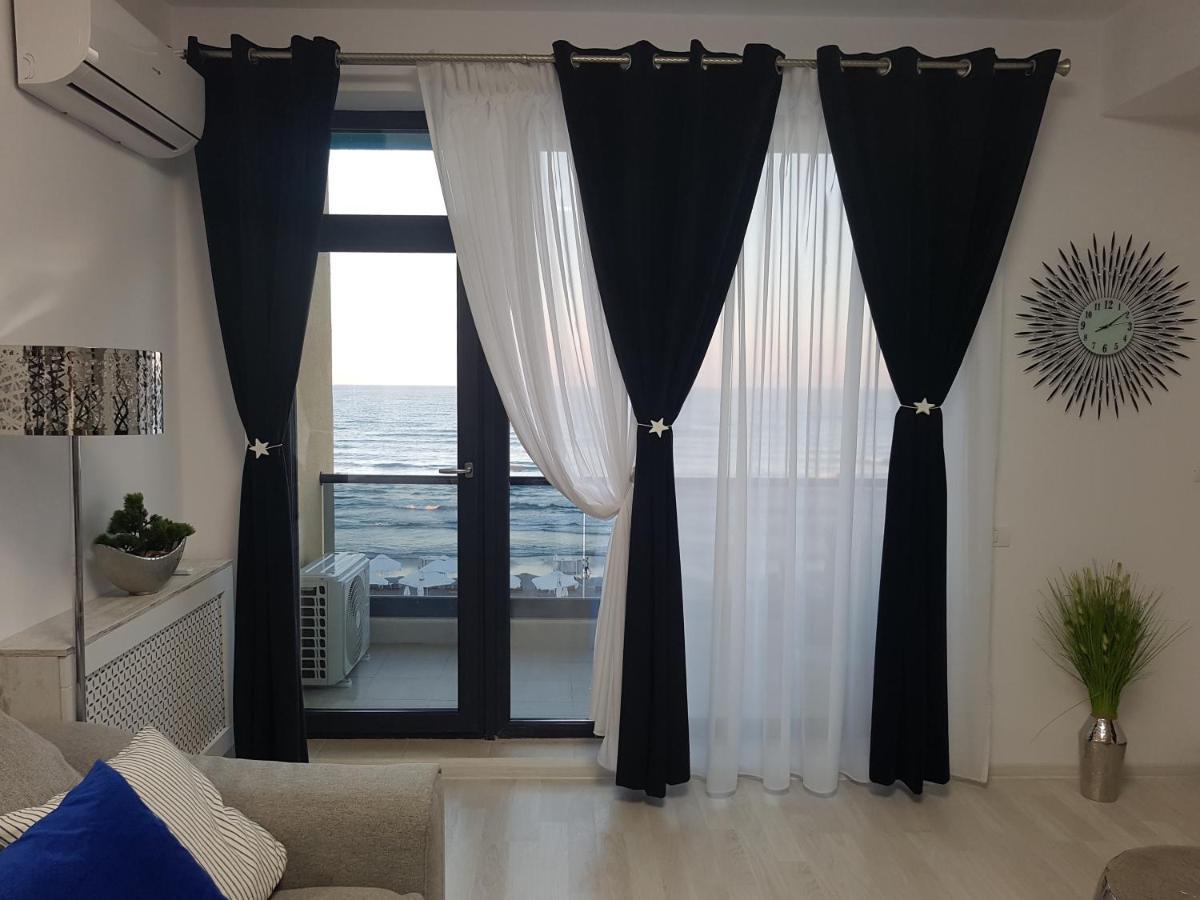 Panoramis Promenada-Cezar Apartment Navodari Bagian luar foto